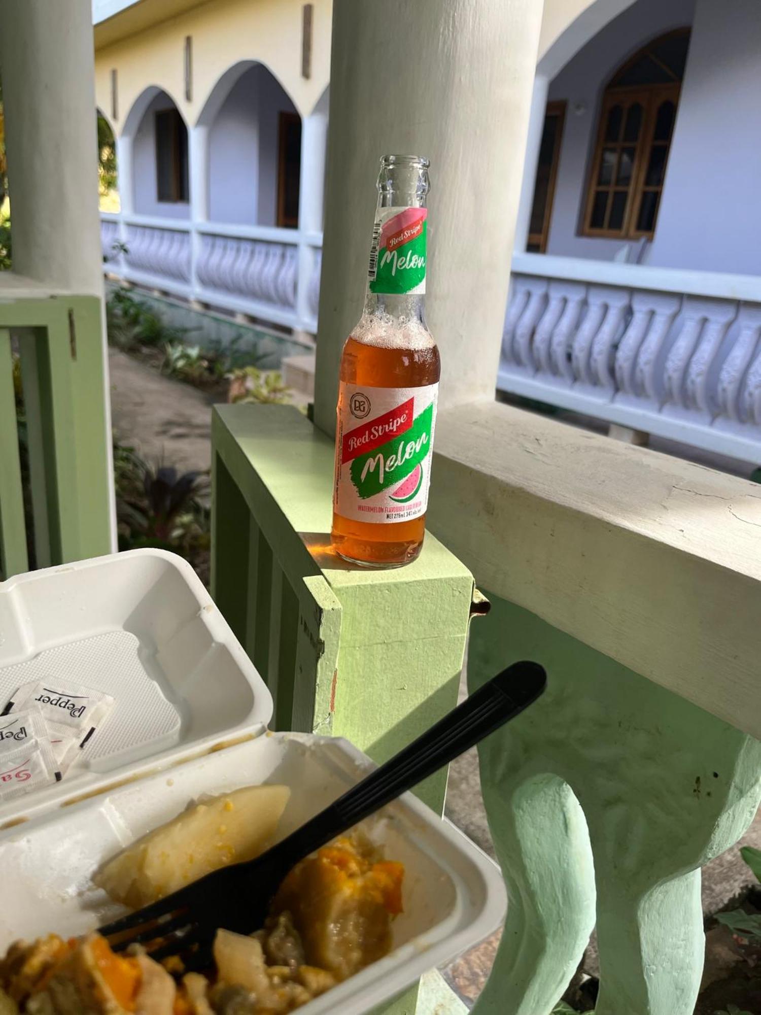 Andre'S Guest House Negril Exterior photo